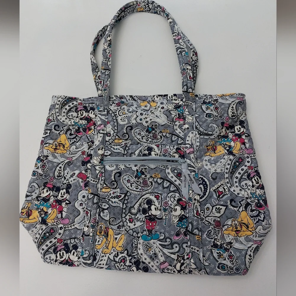 Vera Bradley Disney Picadilly Paisley Large Vera Tote NWT